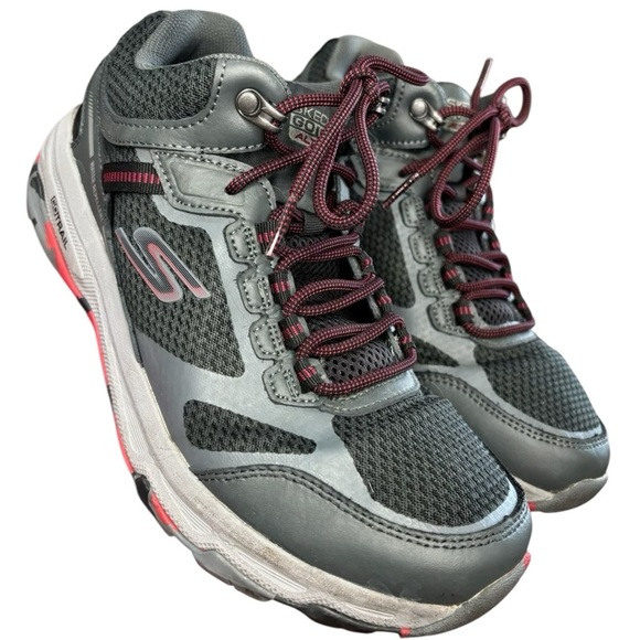 SOLD ❤️ Go Trail Water Repellent Gray and Red Trail Hiking Sneakers, Mens 7.5 - Picture 7 of 10